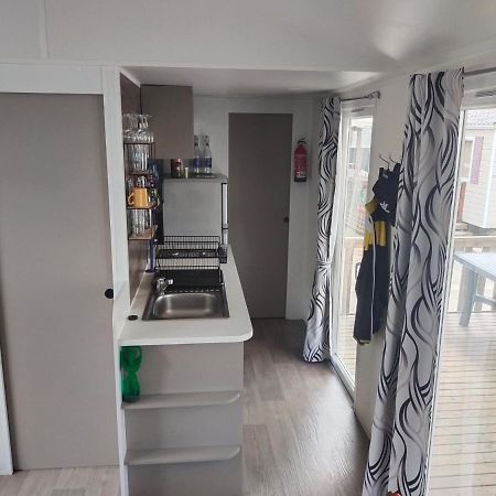 Charmant Mobil Home 2 Chambres Valras Plage Exterior photo